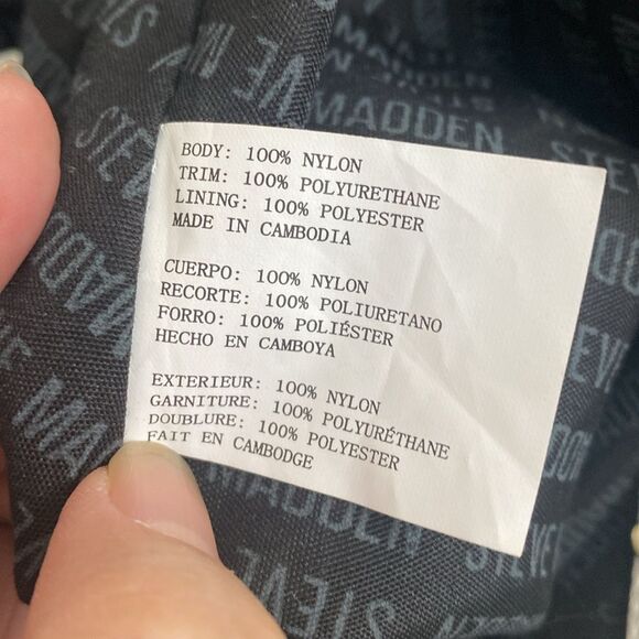 Steve Madden XL Sports / Travel 2 ways bag Black & White NWOT - Picture 11 of 13